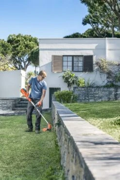 Husqvarna 115il Accu Trimmer Ex Accu 10 Husqvarna 115il Accu Trimmer Ex Accu -Husqvarna 967098801 18 Husqvarna20115iL20Graskant20trimmer