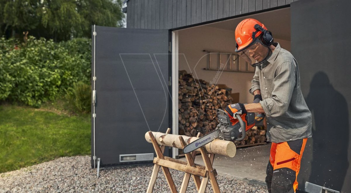 Husqvarna 225i accu kettingzaag 36cm set Husqvarna 225i Accu Kettingzaag 36cm Set -Husqvarna 970547510 3 Husqvarna20225i20Accu20Kettingzaag2036cm20Set